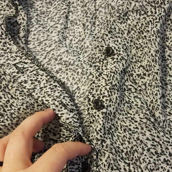 Loft button down blouse - Picture 2 of 4